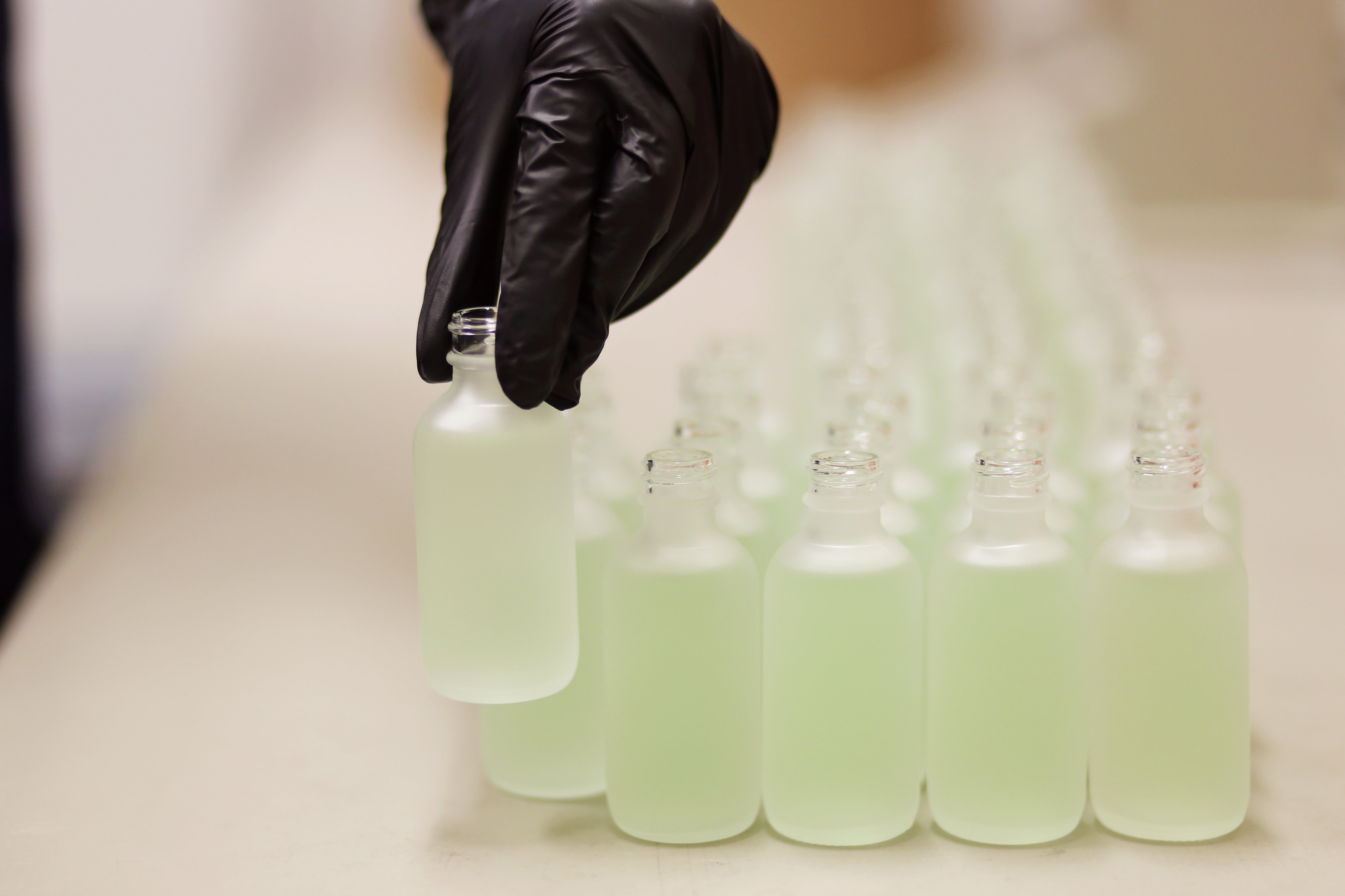natural-facial-tonic-in-production-line
